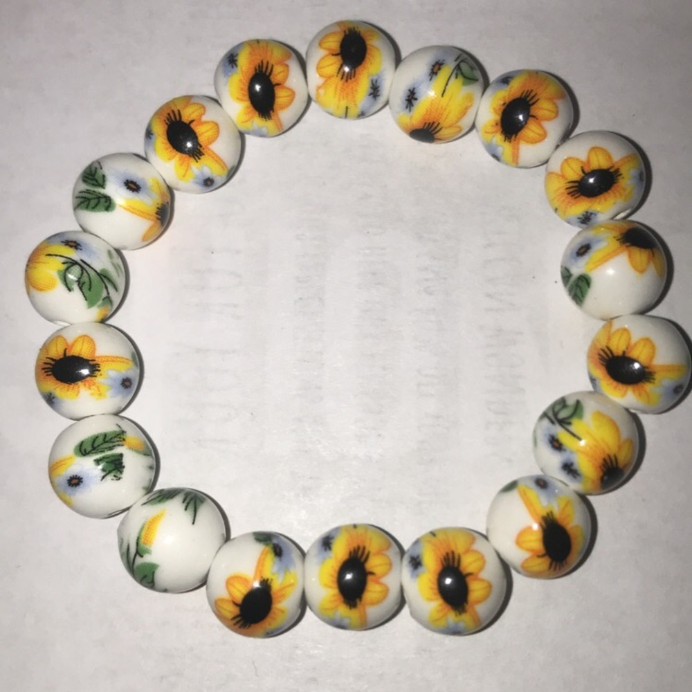 Handmade sunflower beaded bracelet